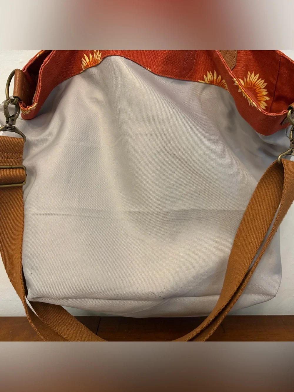 Thirty-One 31 Casual Crossbody tote bag Sunflower Season **READ DESCRIPTION**